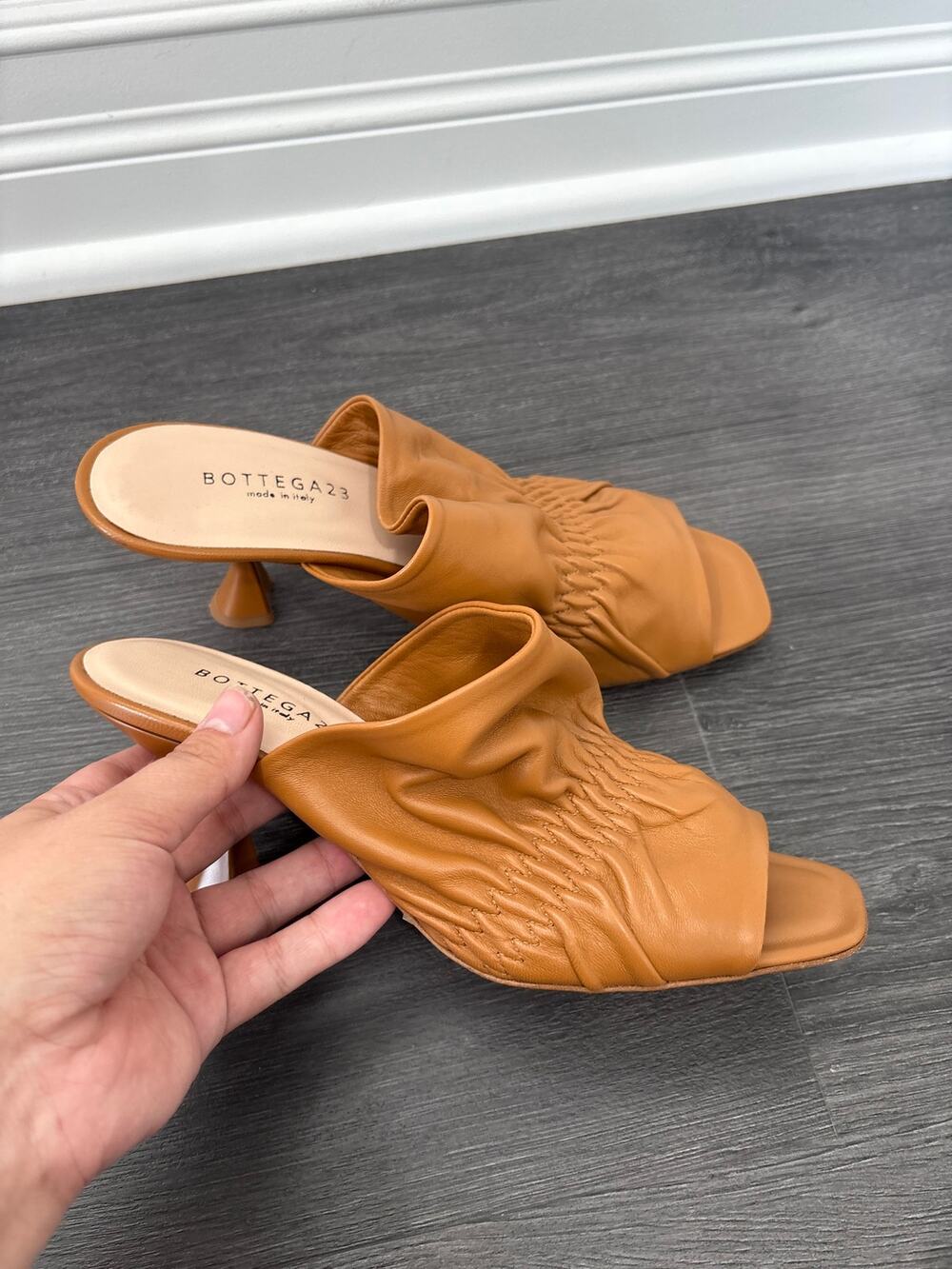 Bottega 23 Leather Heels Mules Tan EU 40 US 10